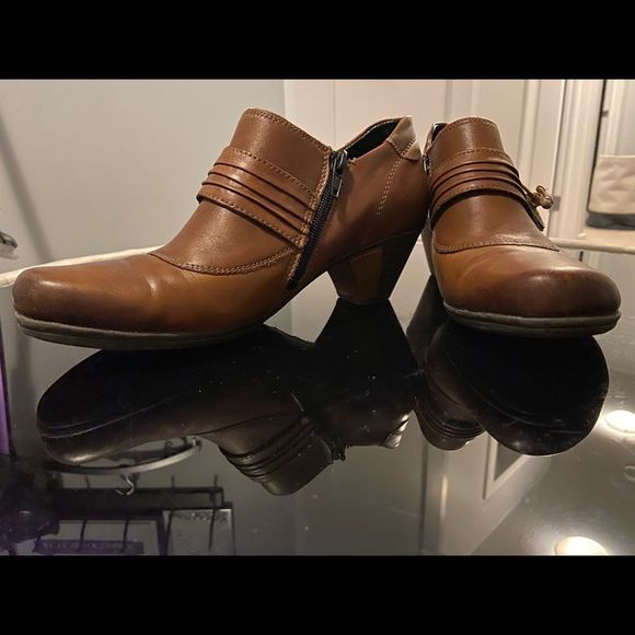 Genuine Leather Shoes - Picture 1 of 11